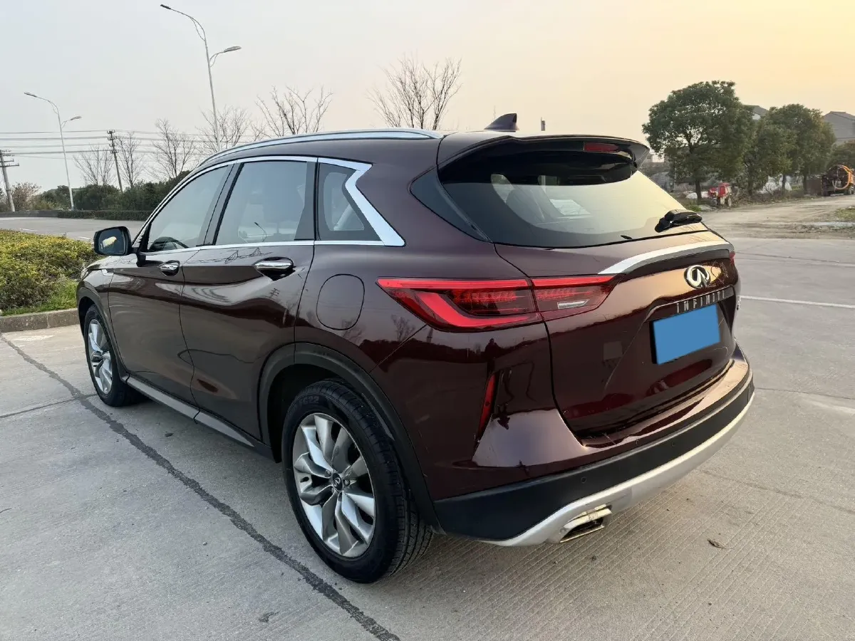 2020 Infiniti QX50 2.0T 245HP L4 CVT,autocango,china used car exporter,china ev exporter,chinese used car exporter,chinese used ev exporter
