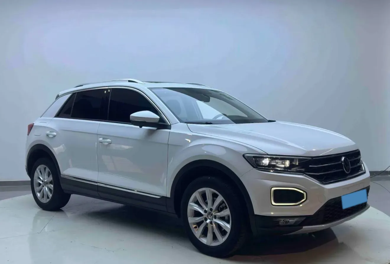 2022 Volkswagen T-Roc 1.4T 150HP L4 7DCT,autocango,china used car exporter,china ev exporter,chinese used car exporter,chinese used ev exporter