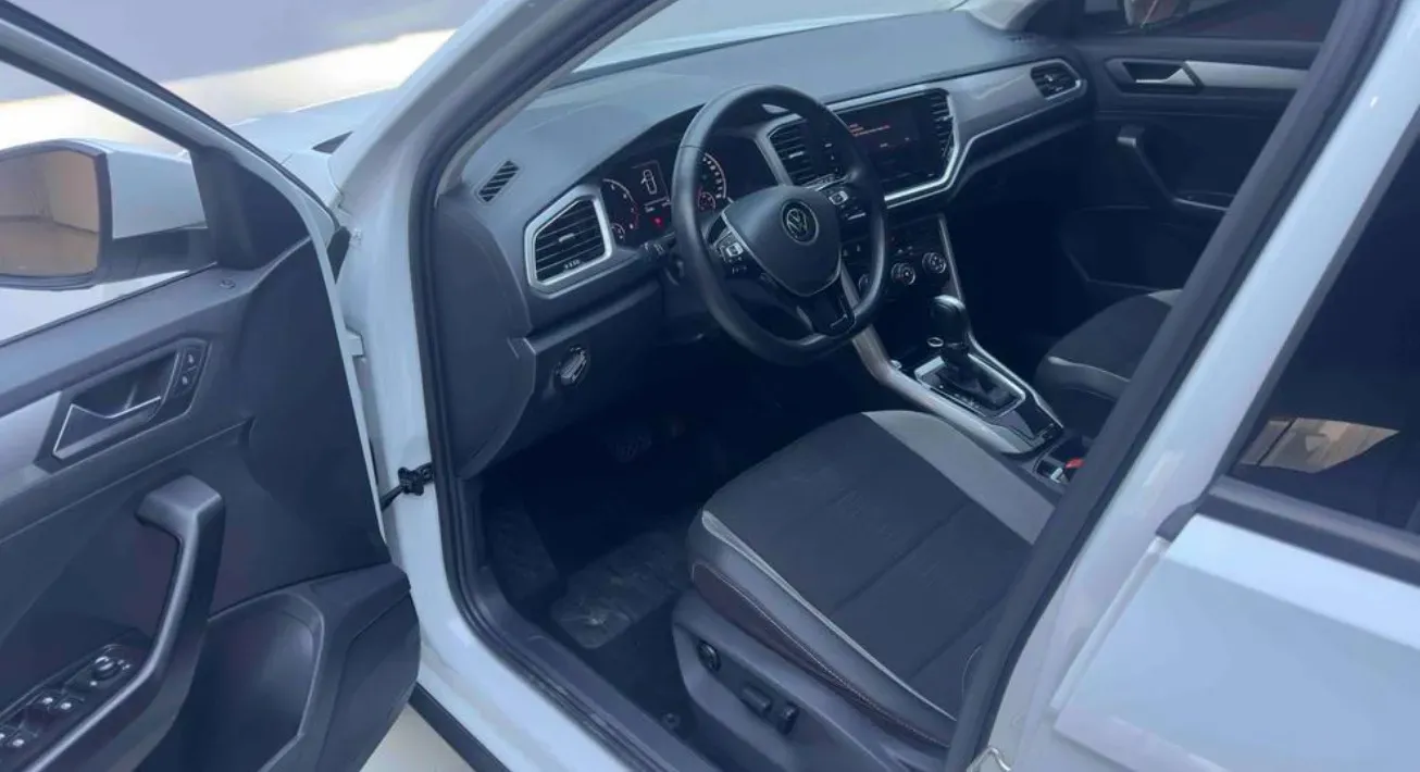 2022 Volkswagen T-Roc 1.4T 150HP L4 7DCT,autocango,china used car exporter,china ev exporter,chinese used car exporter,chinese used ev exporter