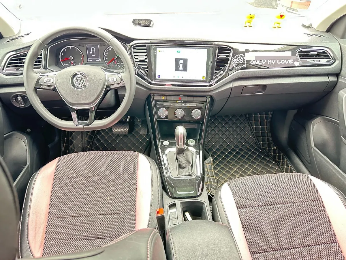 2019 Volkswagen T-Roc 1.4T 150HP L4 7DCT,autocango,china used car exporter,china ev exporter,chinese used car exporter,chinese used ev exporter