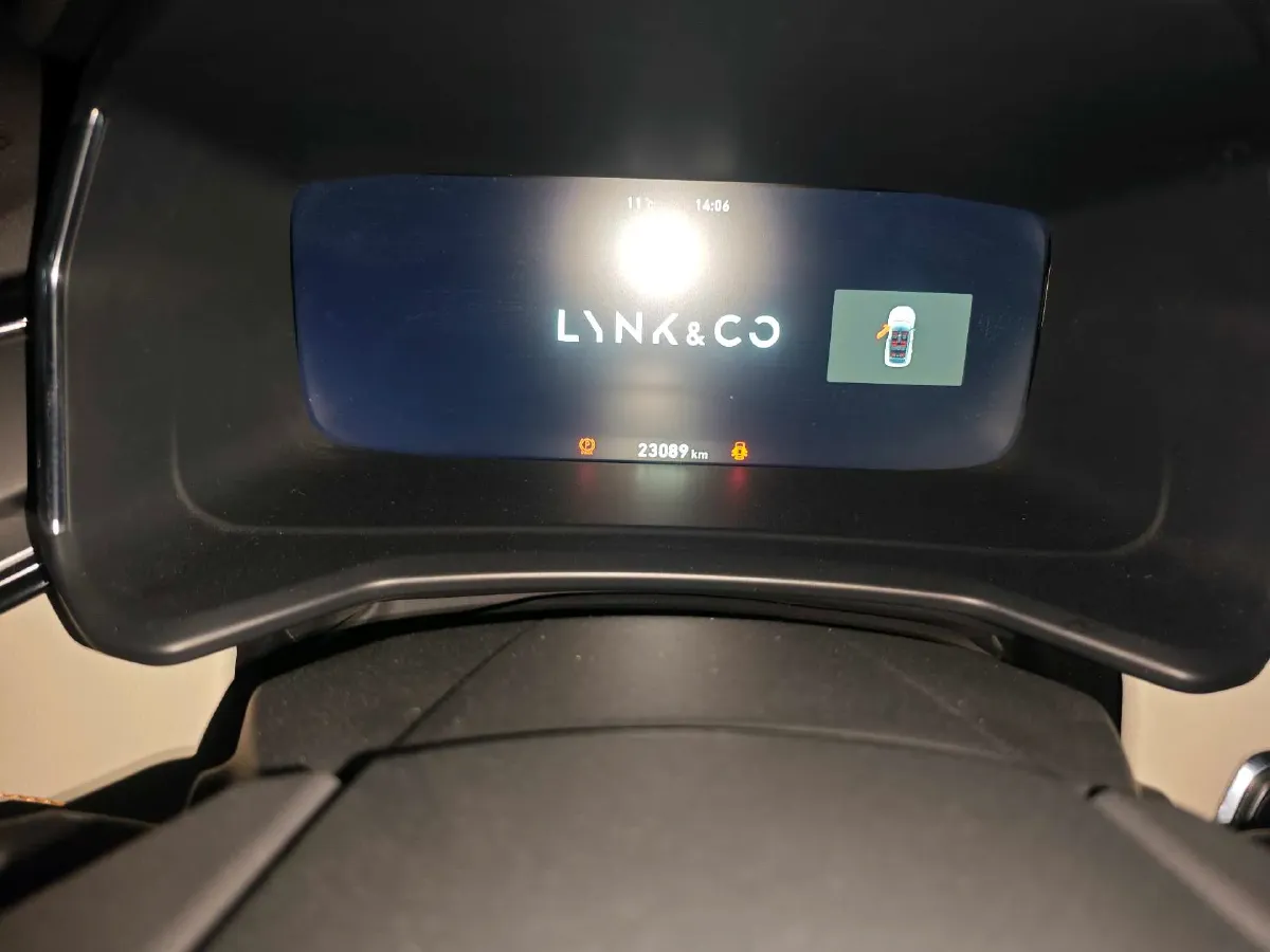 2023 LYNK&CO 06 1.5T 181HP L4 7DCT,autocango,china used car exporter,china ev exporter,chinese used car exporter,chinese used ev exporter