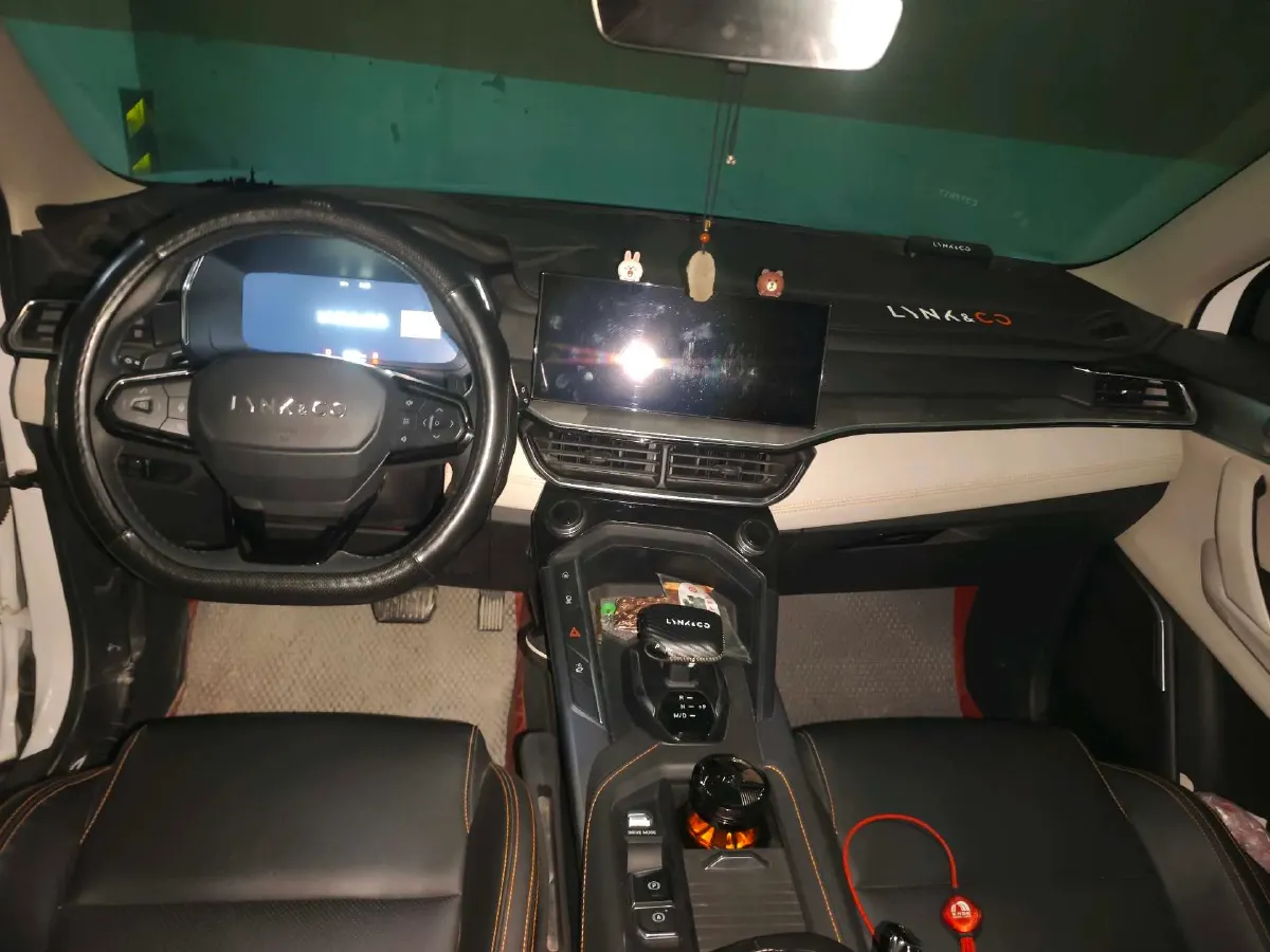 2023 LYNK&CO 06 1.5T 181HP L4 7DCT,autocango,china used car exporter,china ev exporter,chinese used car exporter,chinese used ev exporter