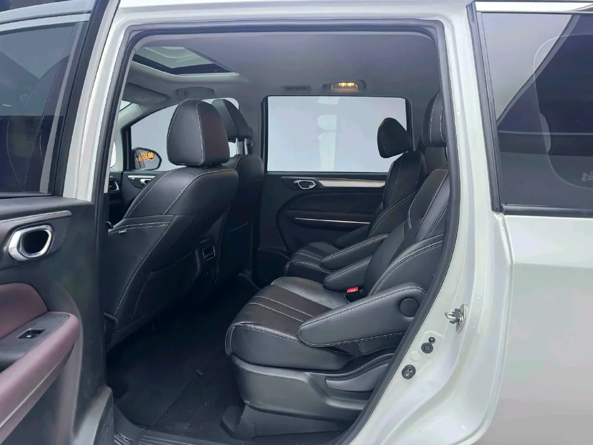 2023 GAC Trumpchi M6 1.5T 177HP L4 7DCT,autocango,china used car exporter,china ev exporter,chinese used car exporter,chinese used ev exporter