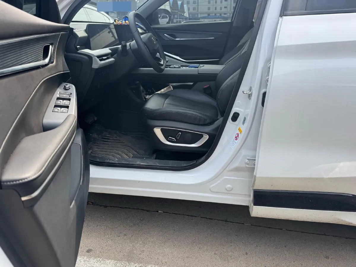 2024 ChangAn CS75 Plus 1.5T 188HP L4 8AT,autocango,china used car exporter,china ev exporter,chinese used car exporter,chinese used ev exporter