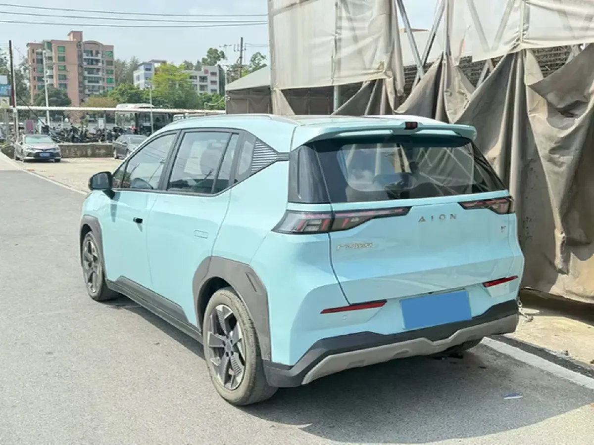 2022 Geely Okavango 1.8T 184HP L4 7DCT,autocango,china used car exporter,china ev exporter,chinese used car exporter,chinese used ev exporter