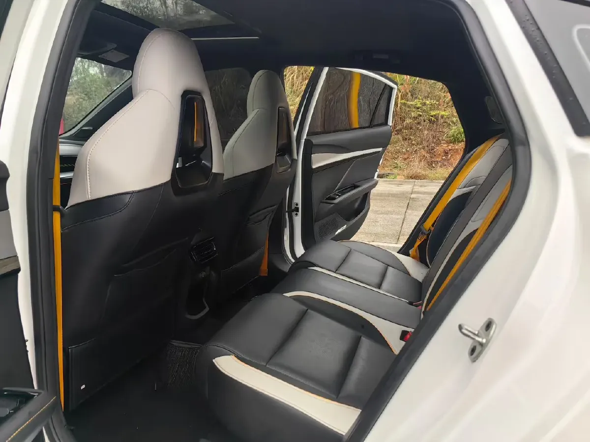 2021 MG 5 1.5T 173HP L4 7DCT,autocango,china used car exporter,china ev exporter,chinese used car exporter,chinese used ev exporter