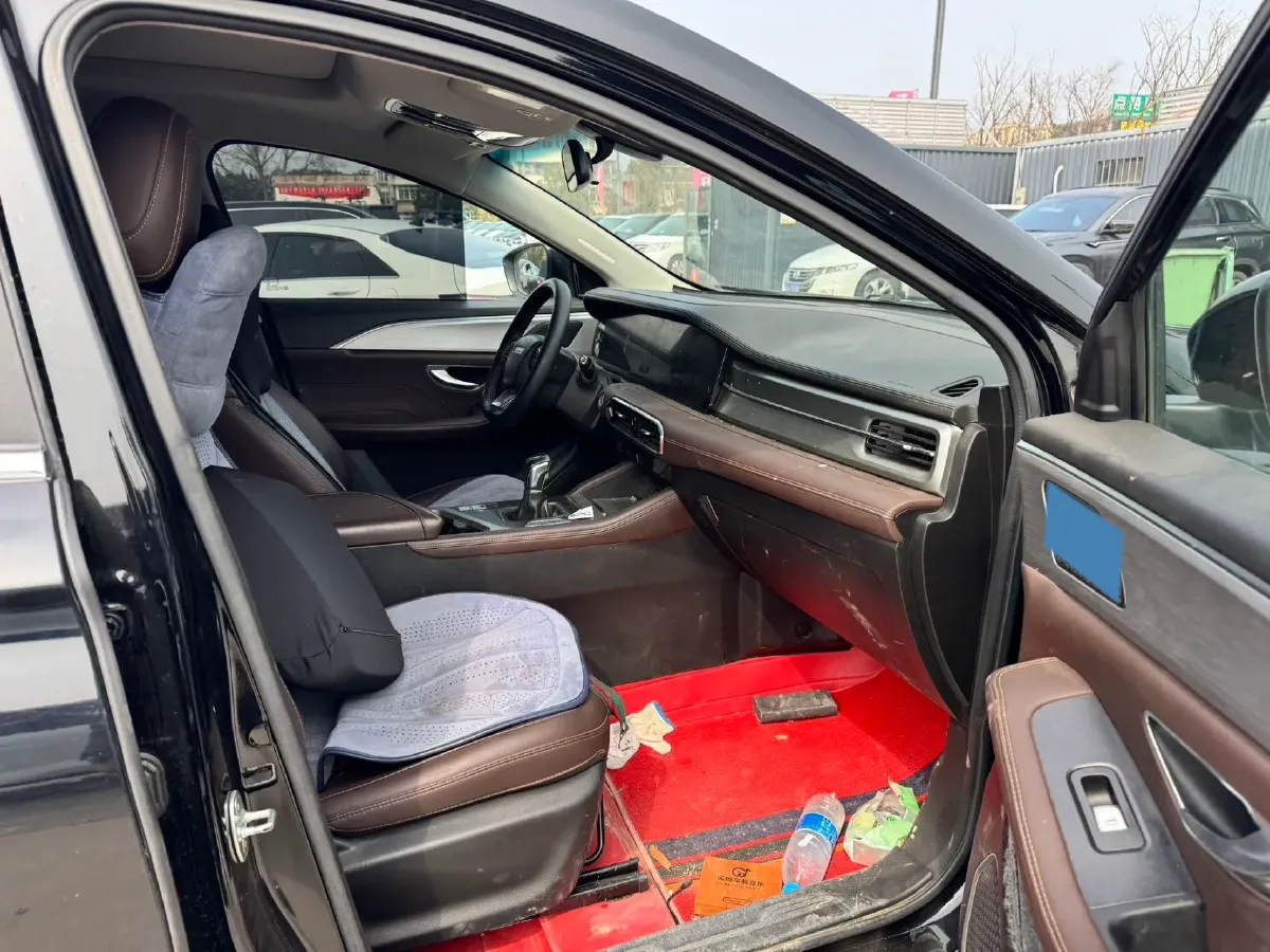 2023 Jetour X90 Plus 1.5T 156HP L4 6MT,autocango,china used car exporter,china ev exporter,chinese used car exporter,chinese used ev exporter