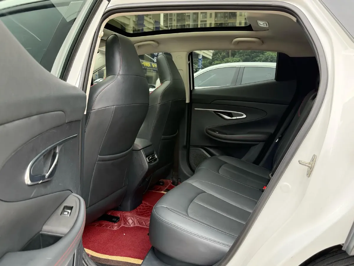 2020 ChangAn UNI-T 1.5T 180HP L4 7DCT,autocango,china used car exporter,china ev exporter,chinese used car exporter,chinese used ev exporter