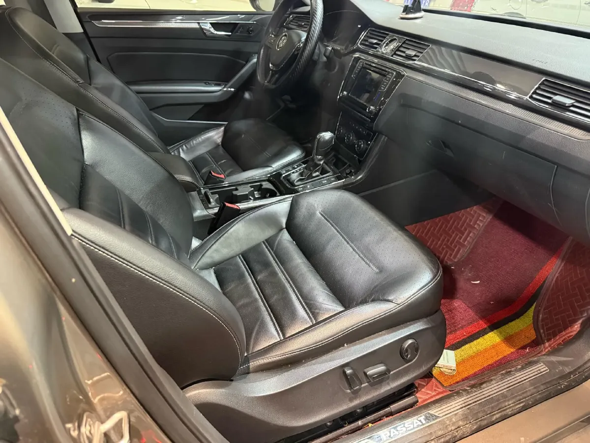 2017 Volkswagen Passat 1.8T 180HP L4 7DCT,autocango,china used car exporter,china ev exporter,chinese used car exporter,chinese used ev exporter