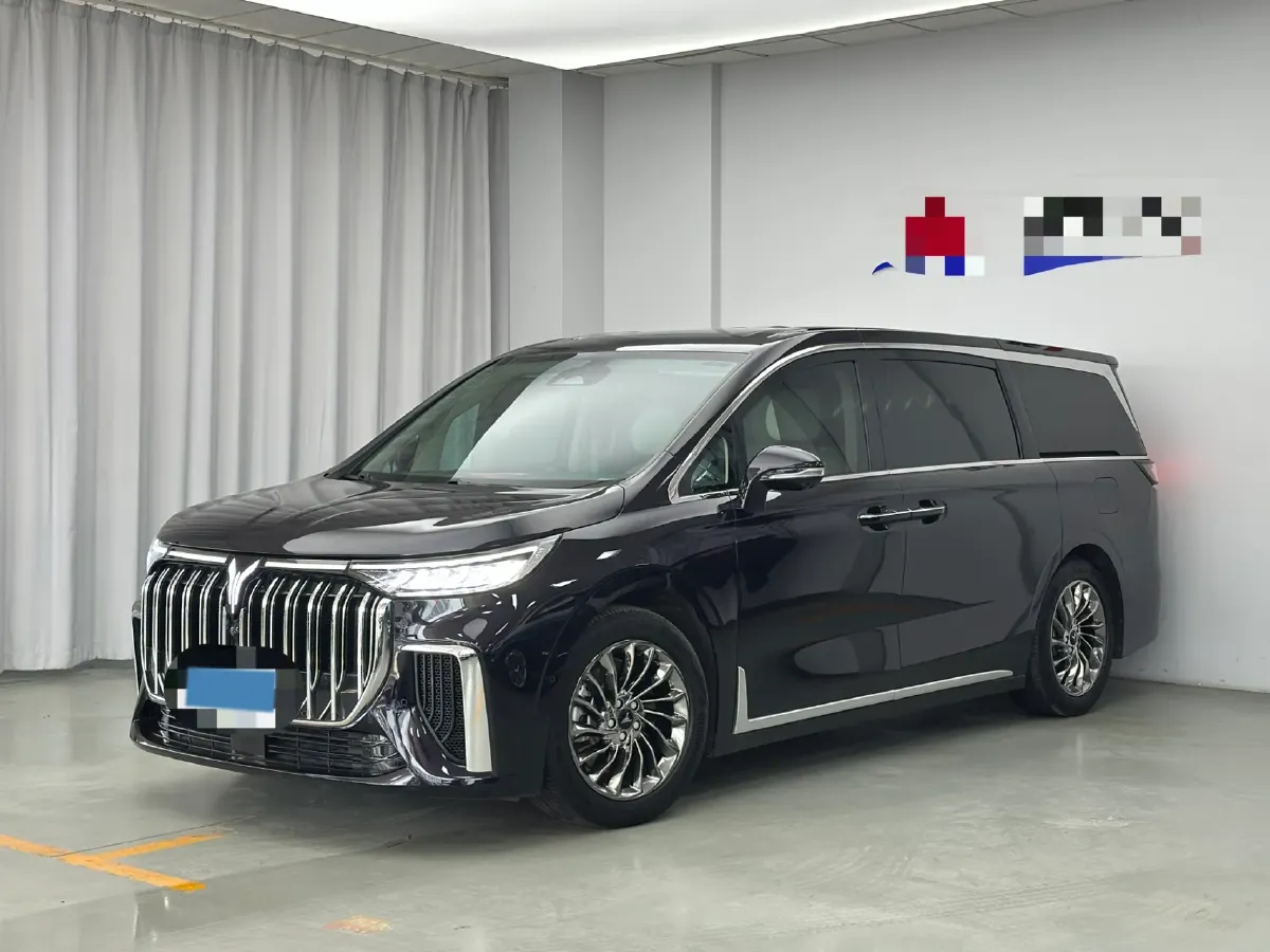2022 Voyah Dream 1.5T 136HP L4 PHEV 25.57KWH,autocango,china used car exporter,china ev exporter,chinese used car exporter,chinese used ev exporter