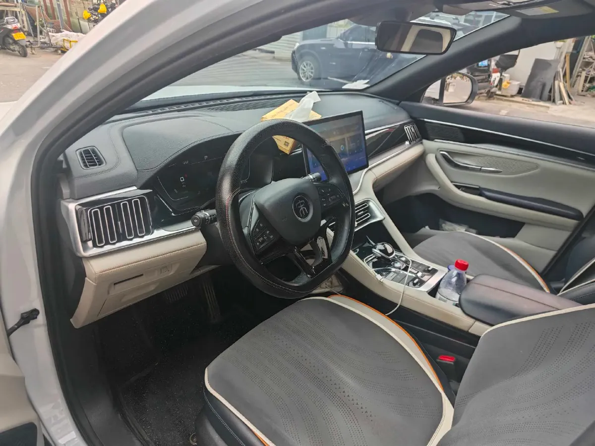2022 Geely JiaJi 1.5T 177HP L3 7DCT PHEV 15.5KWH,autocango,china used car exporter,china ev exporter,chinese used car exporter,chinese used ev exporter