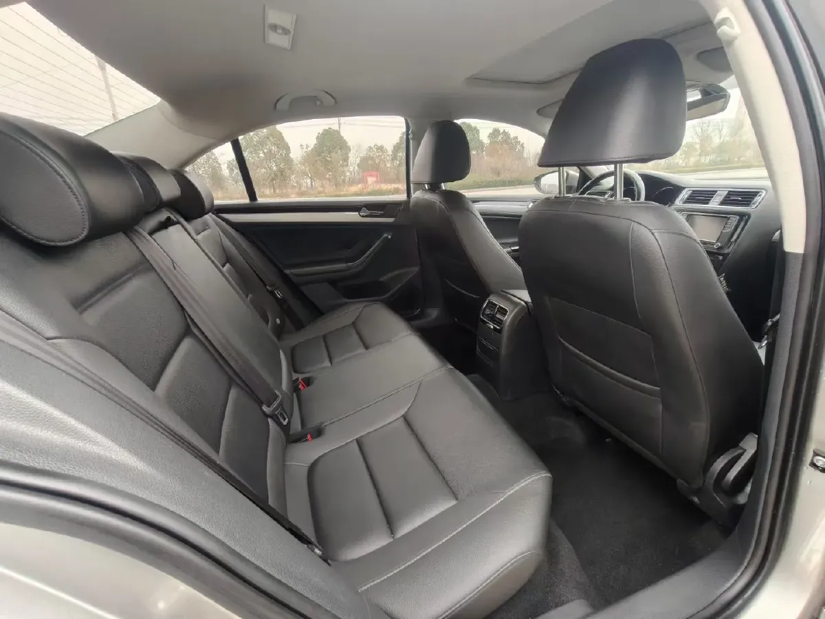 2018 Volkswagen Sagitar 1.2T 110HP L4 7DCT,autocango,china used car exporter,china ev exporter,chinese used car exporter,chinese used ev exporter