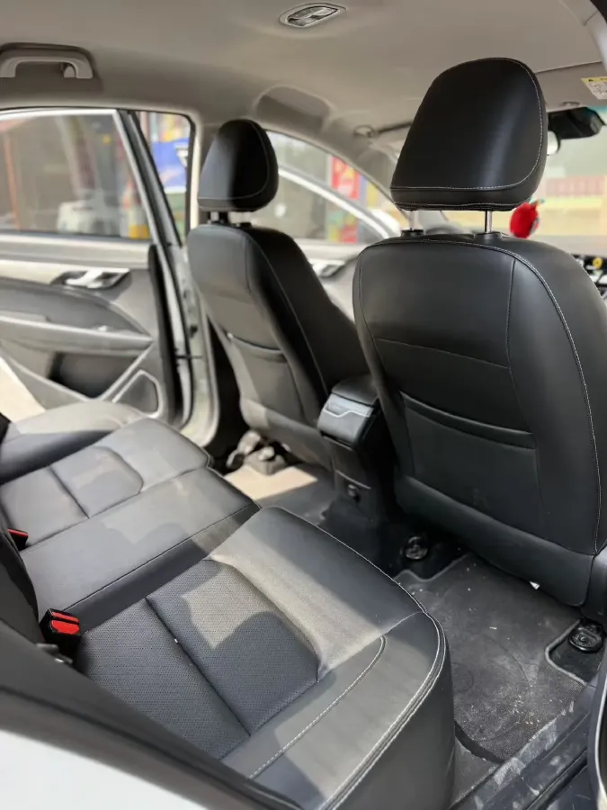 2019 Geely Emgrand 1.5L 109HP L4 5MT,autocango,china used car exporter,china ev exporter,chinese used car exporter,chinese used ev exporter