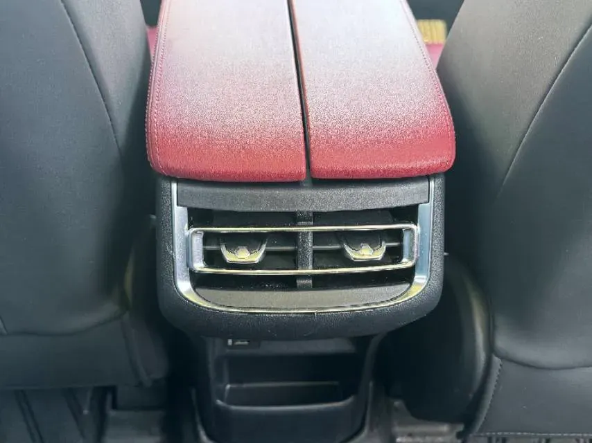 2021 ChangAn CS75 Plus 1.5T 178HP L4 6AT,autocango,china used car exporter,china ev exporter,chinese used car exporter,chinese used ev exporter