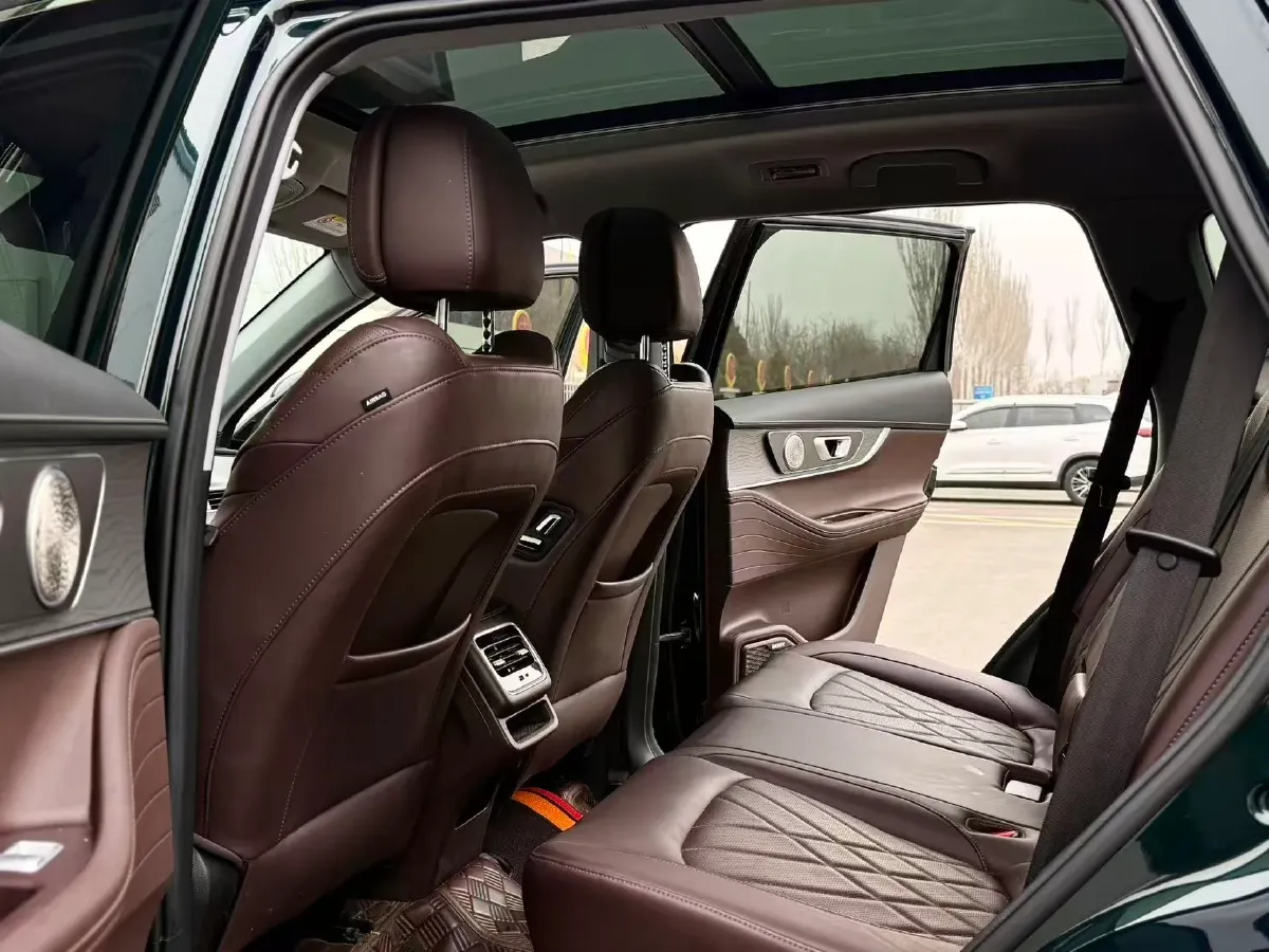 2024 Chery Tiggo 8 PRO 2.0T 254HP L4 8AT,autocango,china used car exporter,china ev exporter,chinese used car exporter,chinese used ev exporter