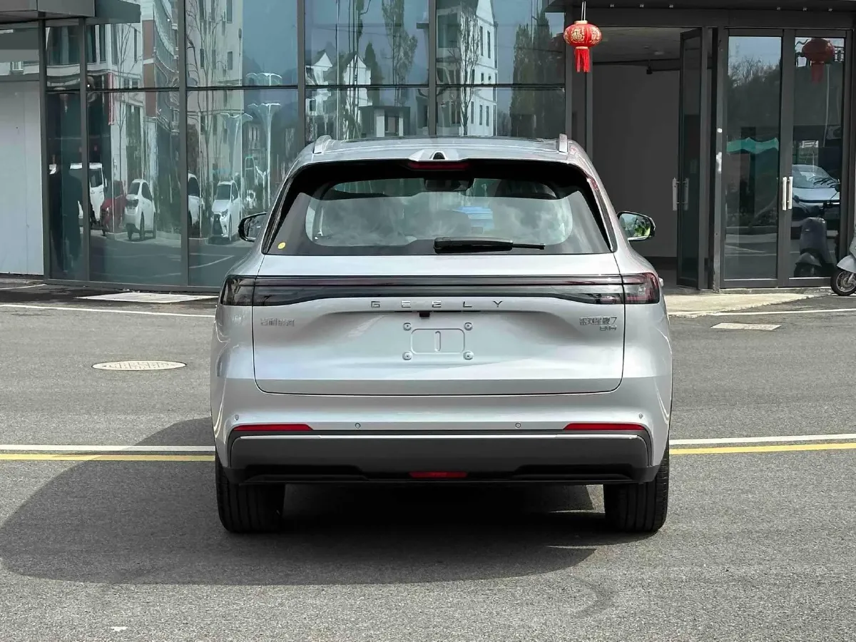 2026 Geely Galaxy Starship 7 1.5L 112HP L4 1DHT PHEV,autocango,china used car exporter,china ev exporter,chinese used car exporter,chinese used ev exporter