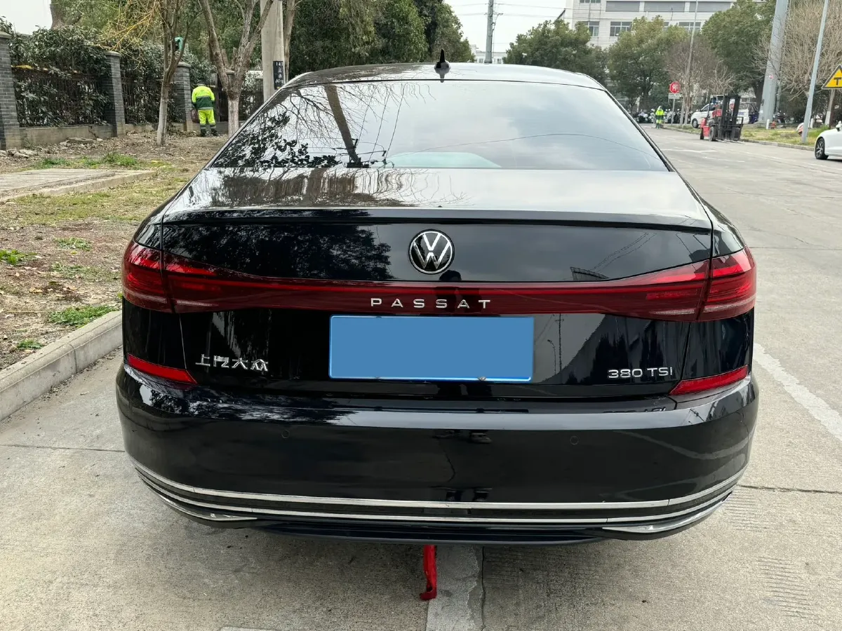 2025 Volkswagen Passat 2.0T 220HP L4 7DCT,autocango,china used car exporter,china ev exporter,chinese used car exporter,chinese used ev exporter