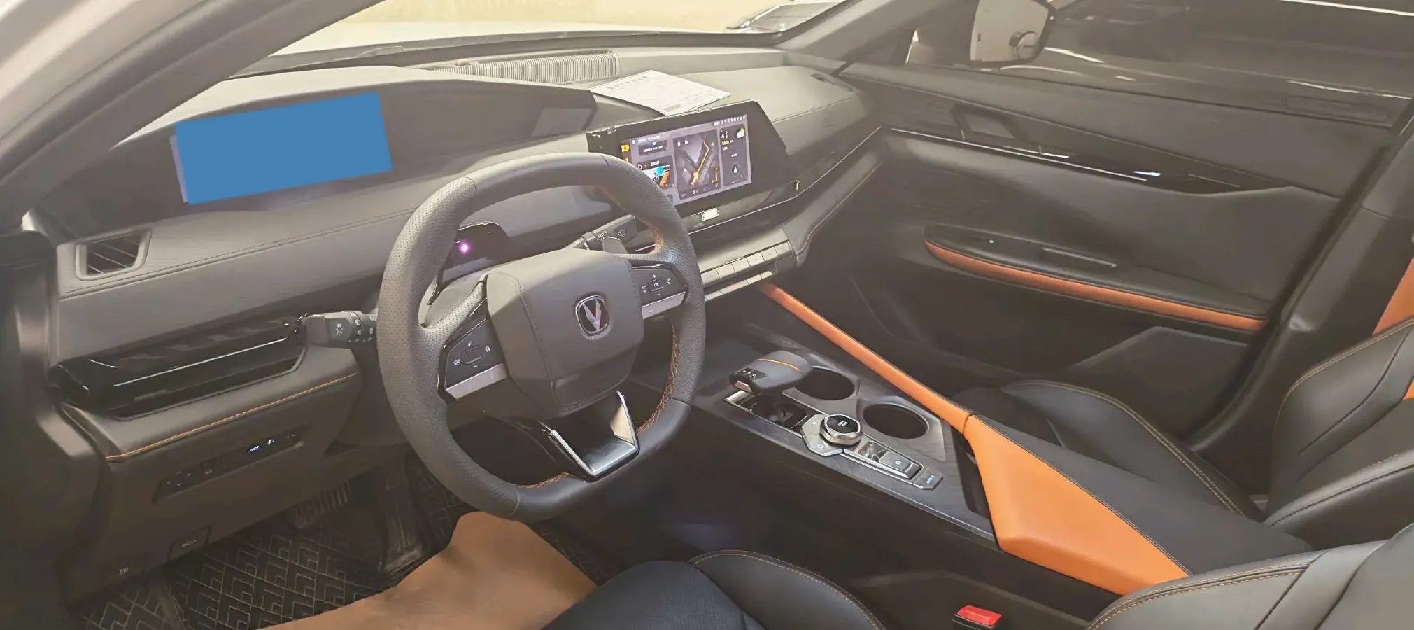 2022 ChangAn UNI-V 1.5T 188HP L4 7DCT,autocango,china used car exporter,china ev exporter,chinese used car exporter,chinese used ev exporter