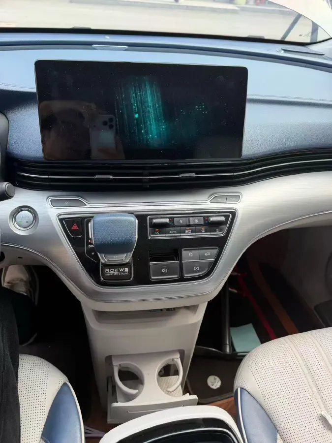 2022 Roewe iMAX8 2.0T 234HP L4 8AT,autocango,china used car exporter,china ev exporter,chinese used car exporter,chinese used ev exporter