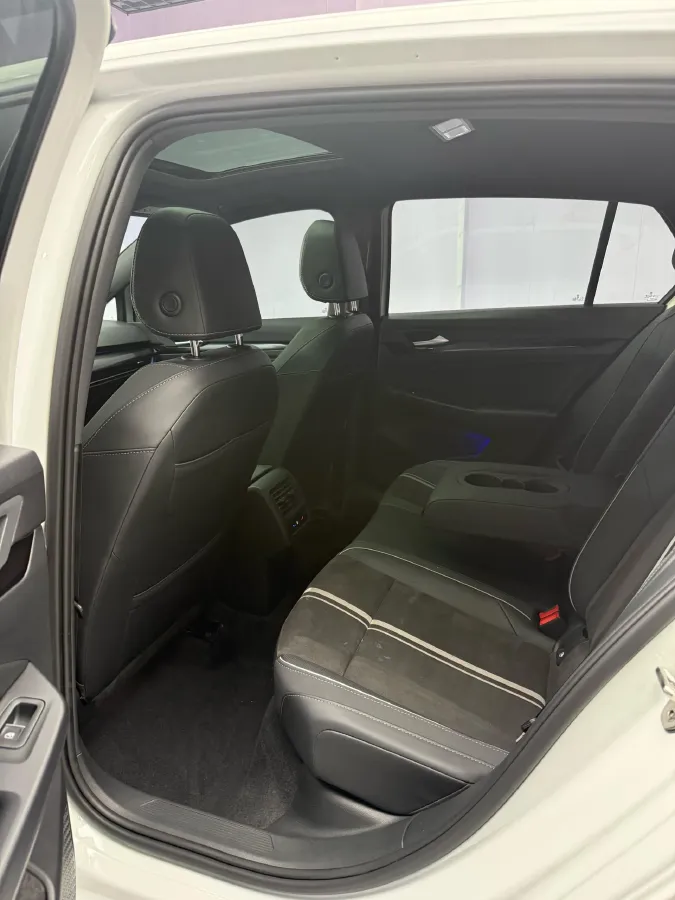 2021 Volkswagen Golf 1.4T 150HP L4 7DCT,autocango,china used car exporter,china ev exporter,chinese used car exporter,chinese used ev exporter