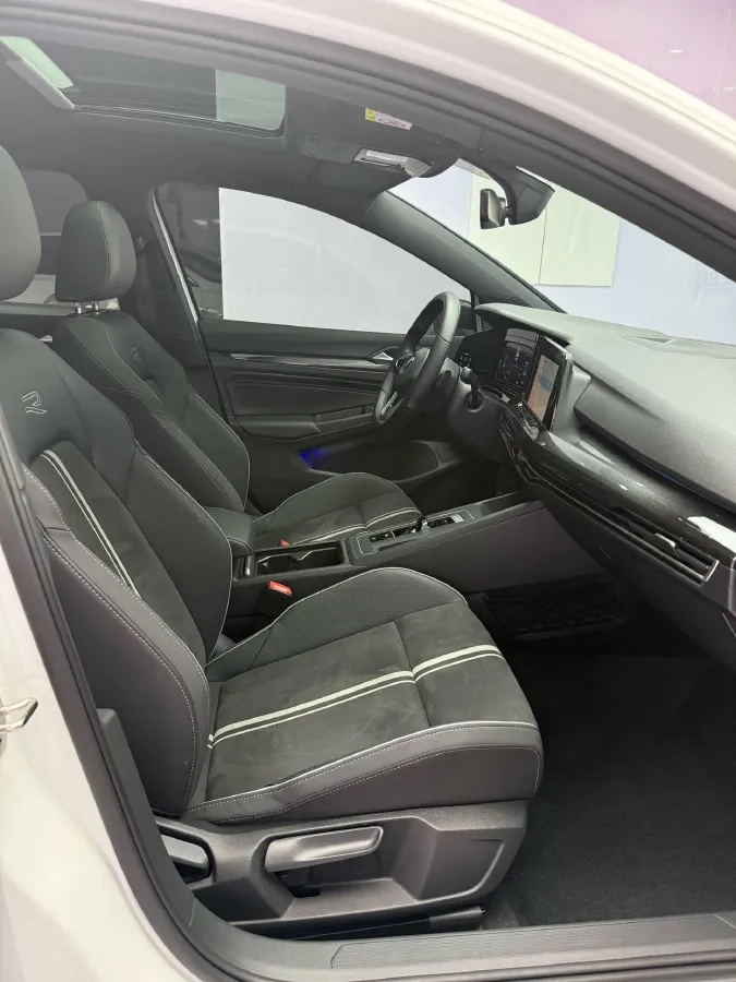 2021 Volkswagen Golf 1.4T 150HP L4 7DCT,autocango,china used car exporter,china ev exporter,chinese used car exporter,chinese used ev exporter