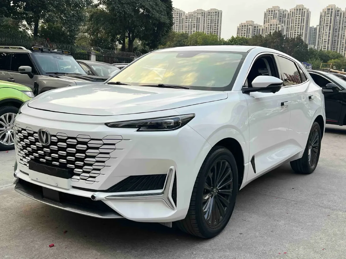 2021 ChangAn UNI-K 2.0T 233HP L4 8AT,autocango,china used car exporter,china ev exporter,chinese used car exporter,chinese used ev exporter