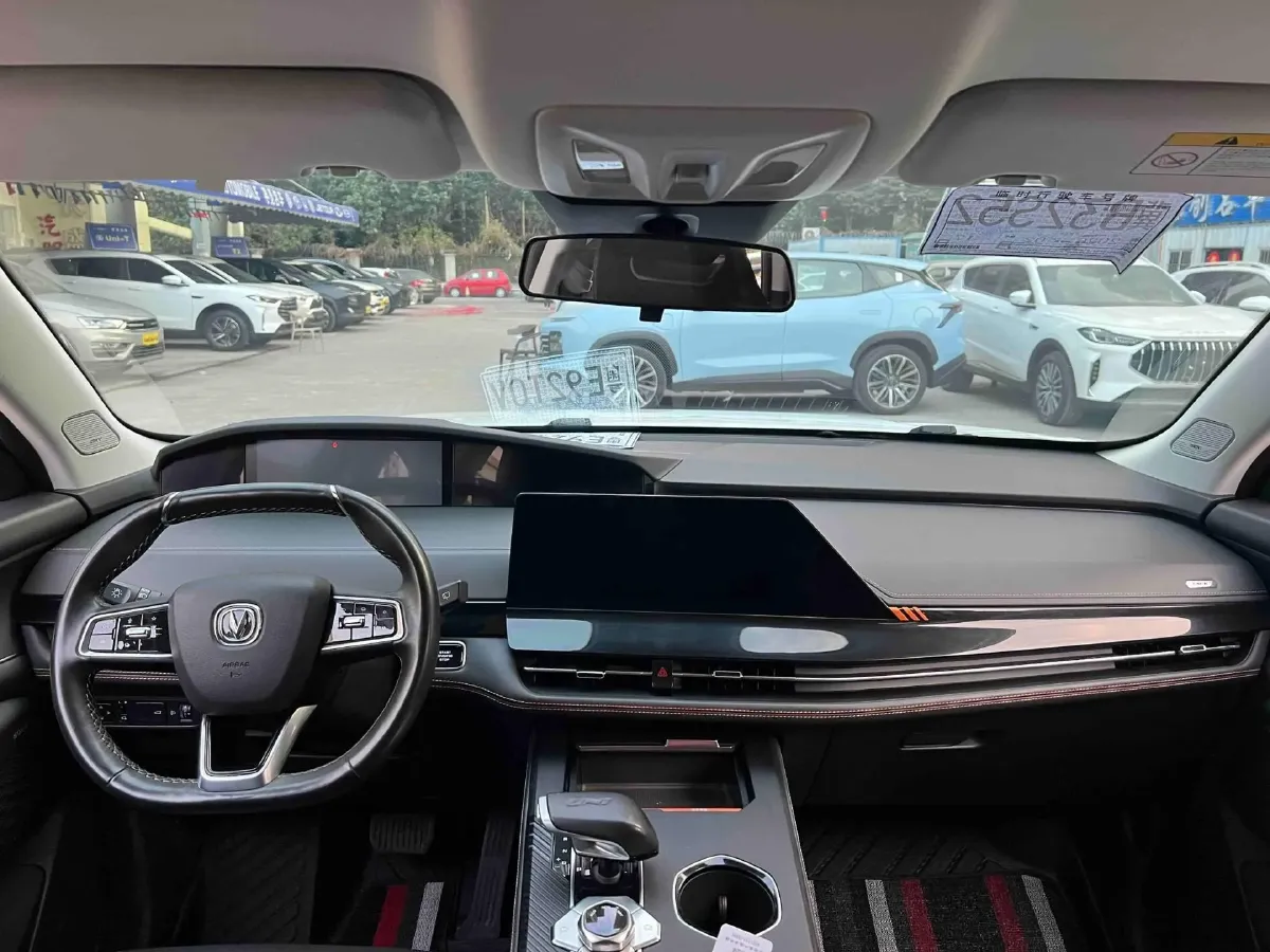 2021 ChangAn UNI-K 2.0T 233HP L4 8AT,autocango,china used car exporter,china ev exporter,chinese used car exporter,chinese used ev exporter