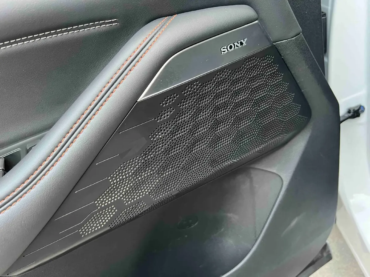 2021 ChangAn UNI-K 2.0T 233HP L4 8AT,autocango,china used car exporter,china ev exporter,chinese used car exporter,chinese used ev exporter