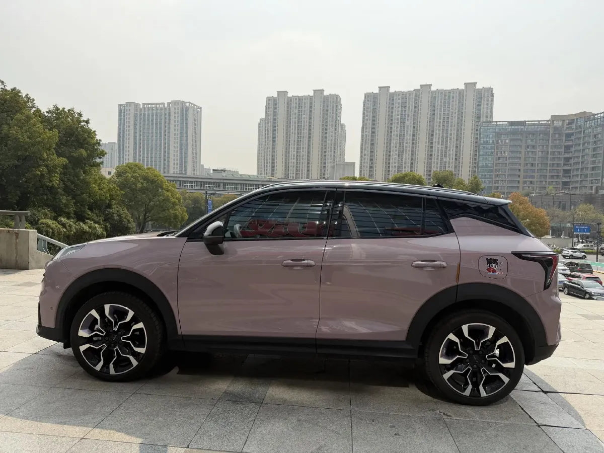 2023 LYNK&CO 06 1.5T 181HP L4 7DCT,autocango,china used car exporter,china ev exporter,chinese used car exporter,chinese used ev exporter
