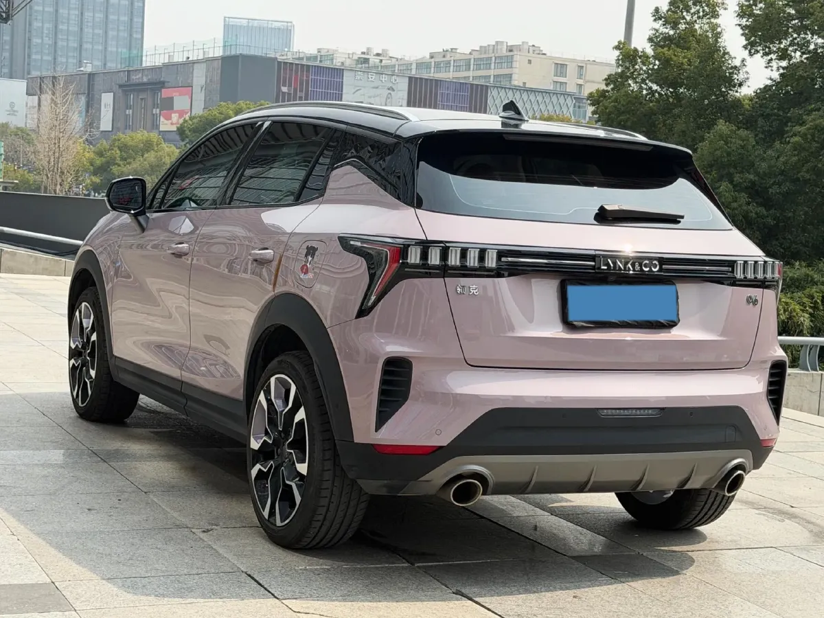 2023 LYNK&CO 06 1.5T 181HP L4 7DCT,autocango,china used car exporter,china ev exporter,chinese used car exporter,chinese used ev exporter