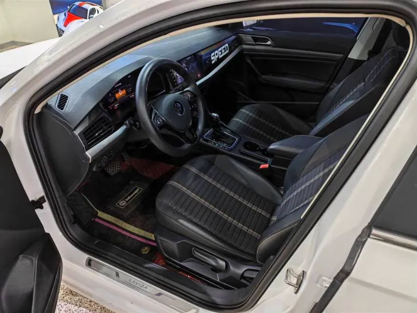 2022 Volkswagen Sagitar 1.2T 116HP L4 7DCT,autocango,china used car exporter,china ev exporter,chinese used car exporter,chinese used ev exporter