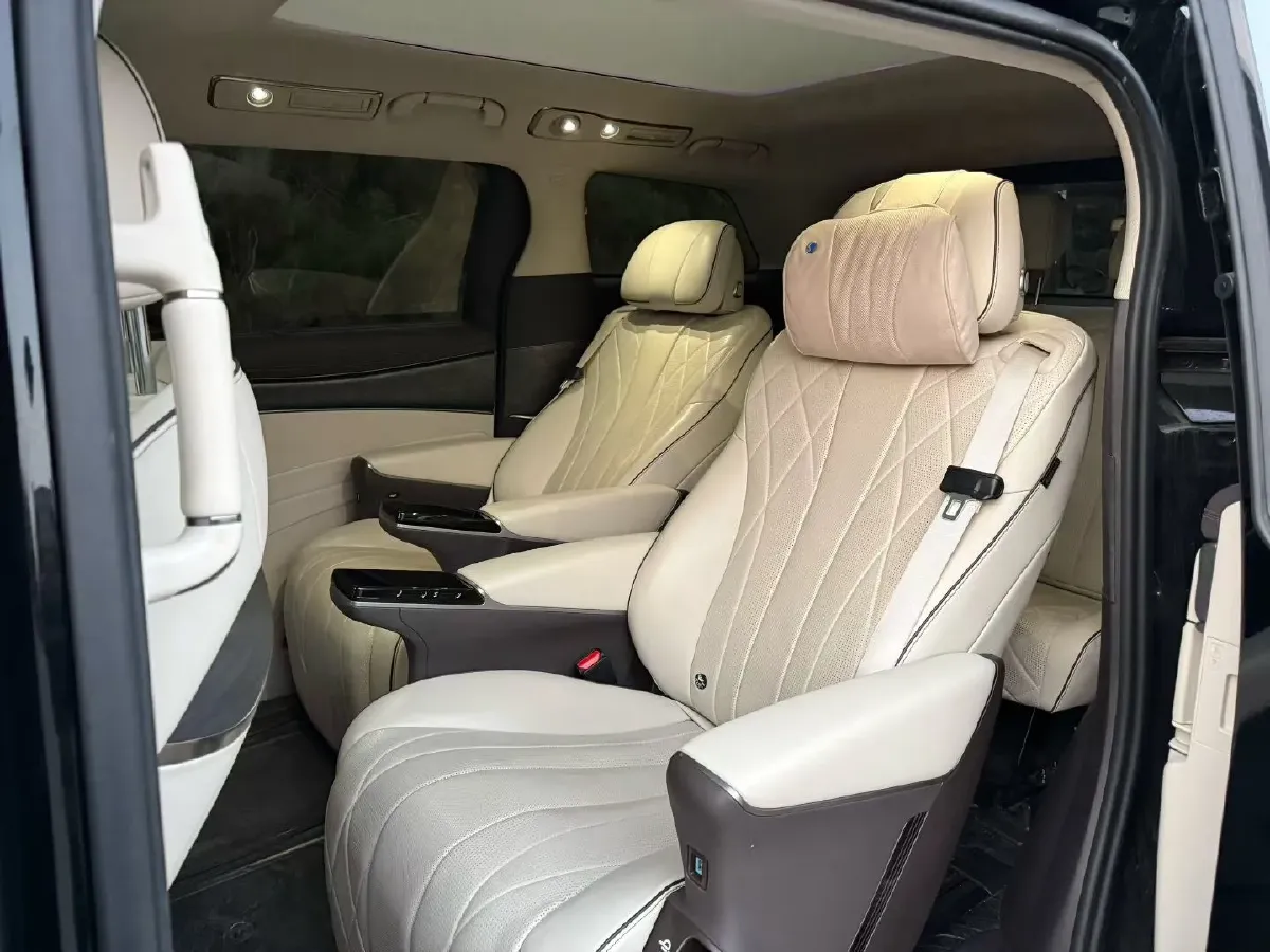 2024 Denza D9 1.5T 139HP L4 E-CVT PHEV 20.39KWH,autocango,china used car exporter,china ev exporter,chinese used car exporter,chinese used ev exporter