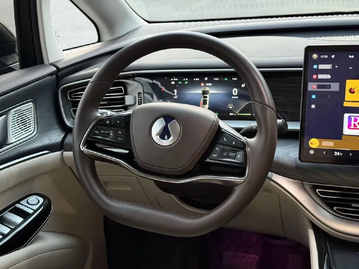 2024 Denza D9 1.5T 139HP L4 E-CVT PHEV 20.39KWH,autocango,china used car exporter,china ev exporter,chinese used car exporter,chinese used ev exporter