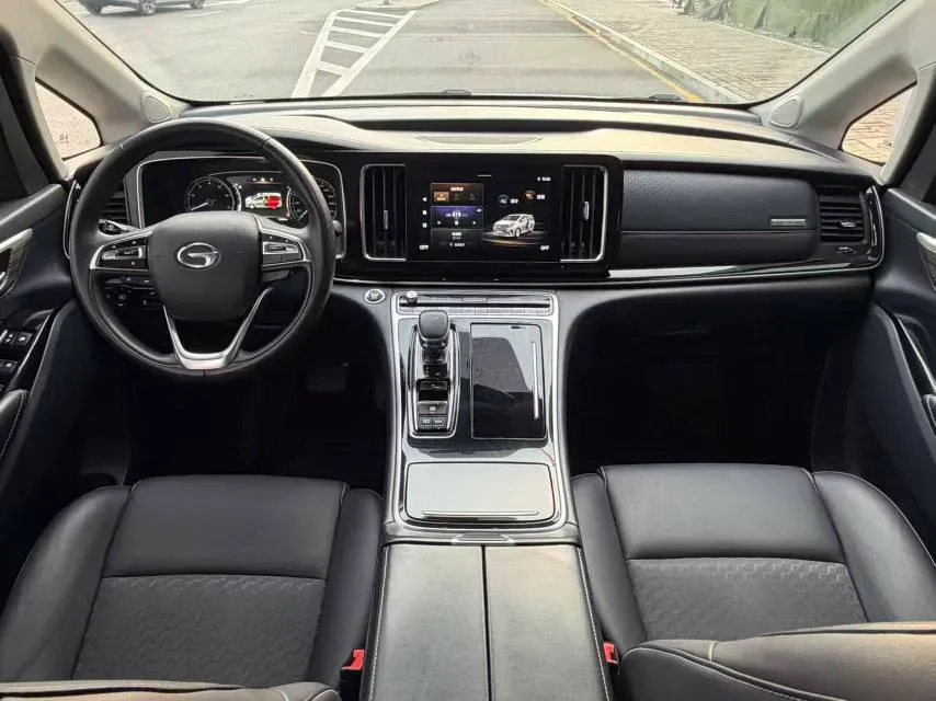 2021 GAC Trumpchi M8 2.0T 252HP L4 8AT,autocango,china used car exporter,china ev exporter,chinese used car exporter,chinese used ev exporter