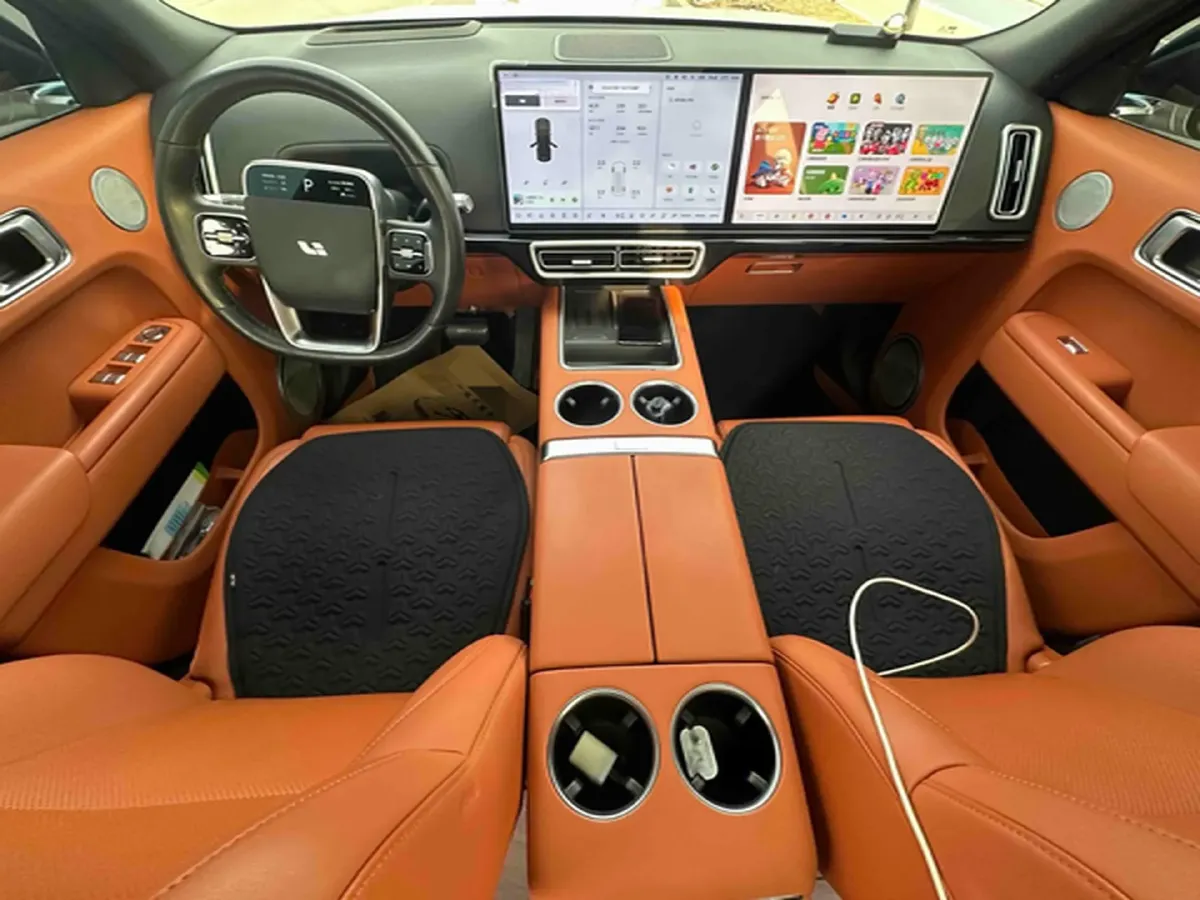 2024 Toyota Granvia 2.5L 189HP L4 E-CVT Hybrid,autocango,china used car exporter,china ev exporter,chinese used car exporter,chinese used ev exporter