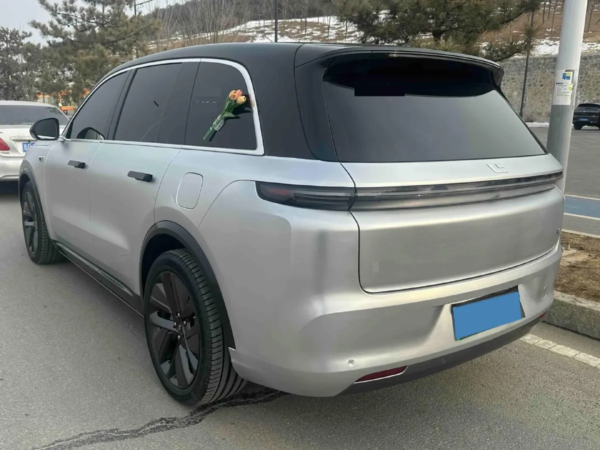 2024 Toyota Granvia 2.5L 189HP L4 E-CVT Hybrid,autocango,china used car exporter,china ev exporter,chinese used car exporter,chinese used ev exporter