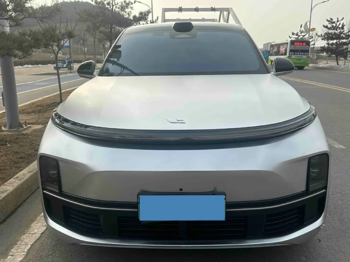 2024 Toyota Granvia 2.5L 189HP L4 E-CVT Hybrid,autocango,china used car exporter,china ev exporter,chinese used car exporter,chinese used ev exporter