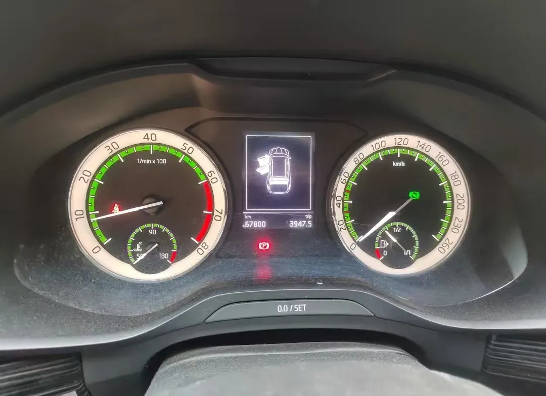 2018 Skoda Kodiak 2.0T 186HP L4 7DCT,autocango,china used car exporter,china ev exporter,chinese used car exporter,chinese used ev exporter