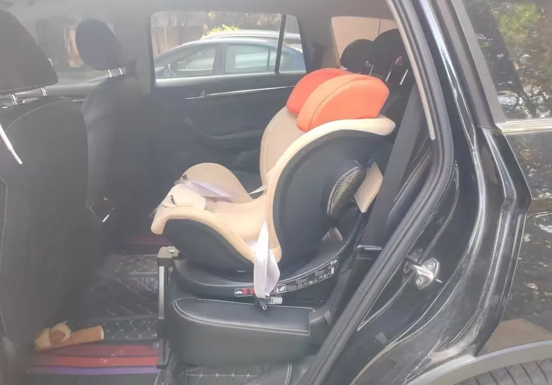 2018 Skoda Kodiak 2.0T 186HP L4 7DCT,autocango,china used car exporter,china ev exporter,chinese used car exporter,chinese used ev exporter