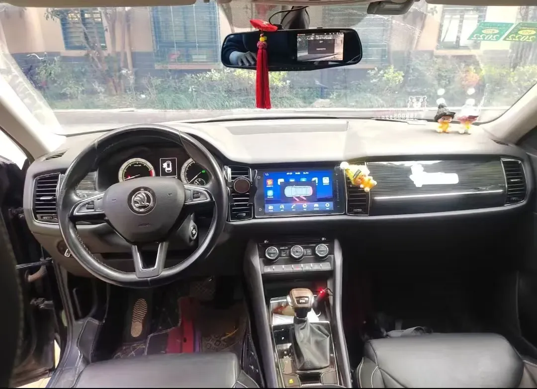 2018 Skoda Kodiak 2.0T 186HP L4 7DCT,autocango,china used car exporter,china ev exporter,chinese used car exporter,chinese used ev exporter