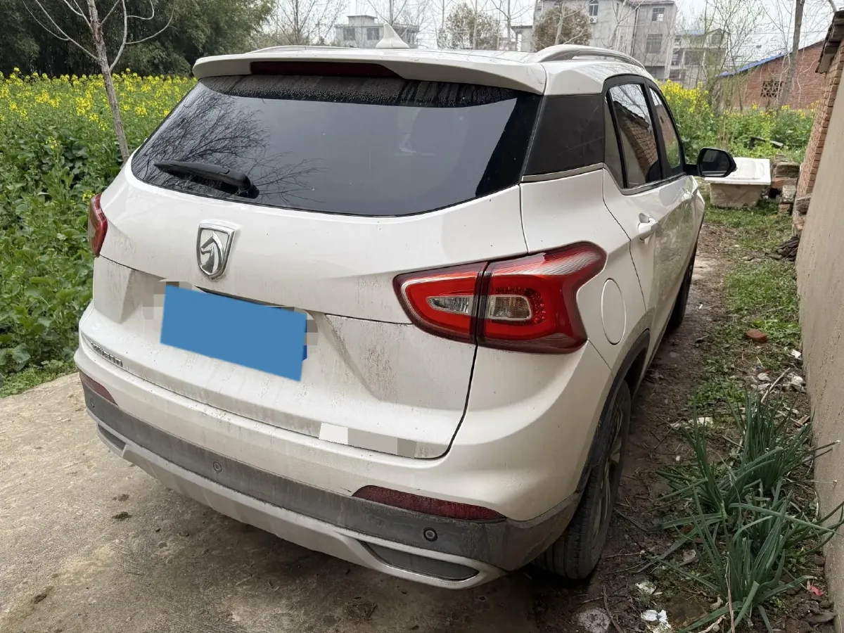 2017 BaoJun 510 1.5L 112HP L4 6MT,autocango,china used car exporter,china ev exporter,chinese used car exporter,chinese used ev exporter