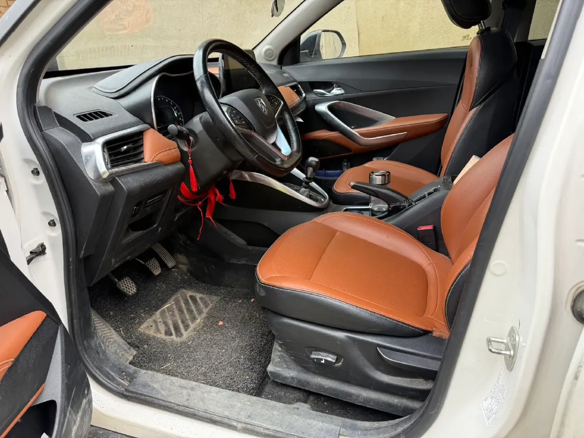 2017 BaoJun 510 1.5L 112HP L4 6MT,autocango,china used car exporter,china ev exporter,chinese used car exporter,chinese used ev exporter