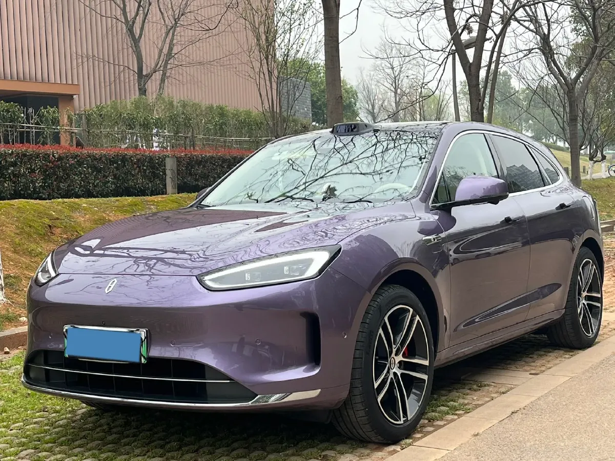 2025 AITO AITO M5 1.5T 152HP L4 REEV 42KWH,autocango,china used car exporter,china ev exporter,chinese used car exporter,chinese used ev exporter