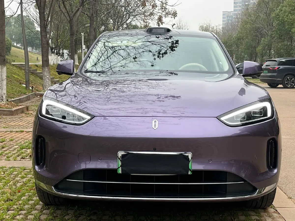 2025 AITO AITO M5 1.5T 152HP L4 REEV 42KWH,autocango,china used car exporter,china ev exporter,chinese used car exporter,chinese used ev exporter