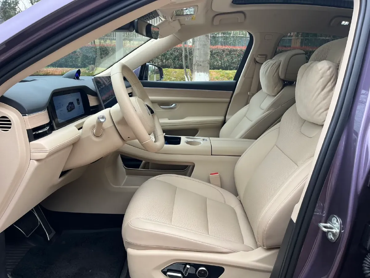 2025 AITO AITO M5 1.5T 152HP L4 REEV 42KWH,autocango,china used car exporter,china ev exporter,chinese used car exporter,chinese used ev exporter