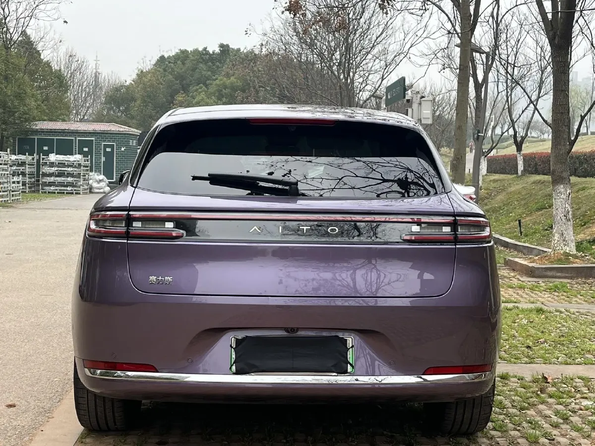 2025 AITO AITO M5 1.5T 152HP L4 REEV 42KWH,autocango,china used car exporter,china ev exporter,chinese used car exporter,chinese used ev exporter