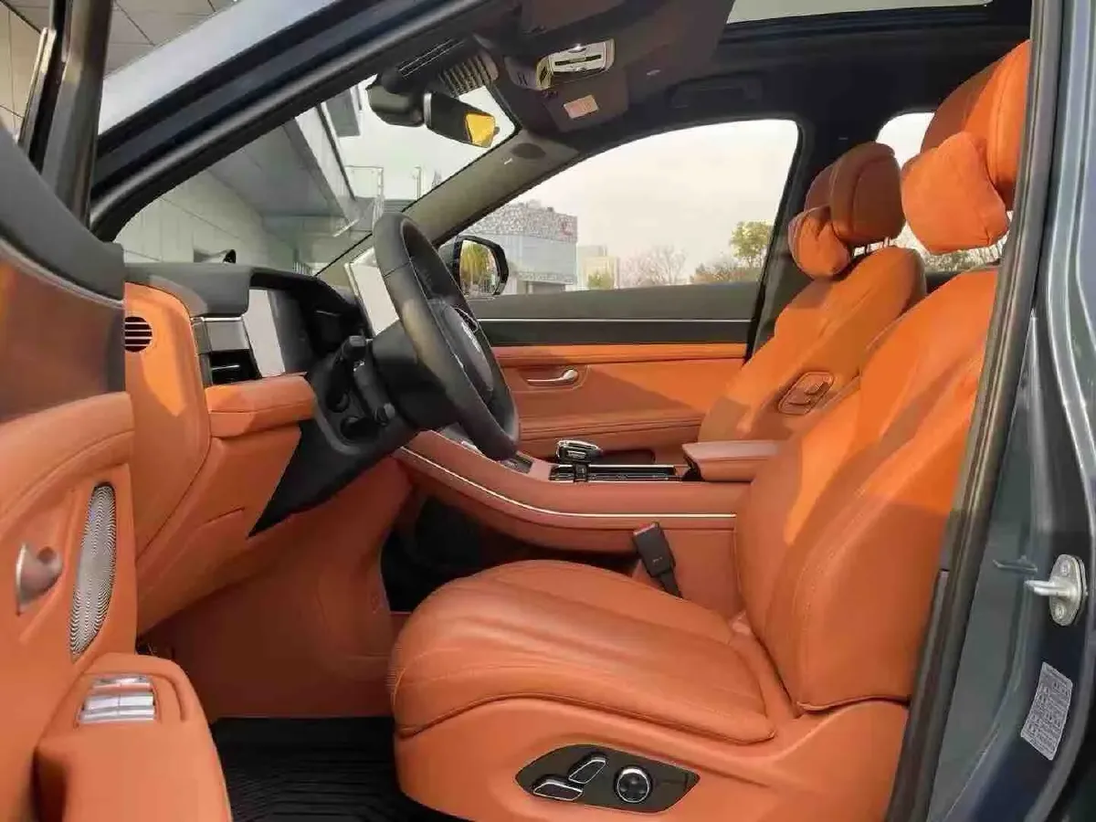 2024 AITO AITO M7 1.5T 152HP L4 REEV 42KWH,autocango,china used car exporter,china ev exporter,chinese used car exporter,chinese used ev exporter