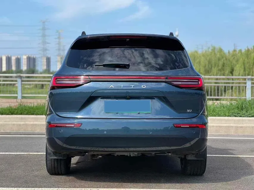 2024 AITO AITO M7 1.5T 152HP L4 REEV 42KWH,autocango,china used car exporter,china ev exporter,chinese used car exporter,chinese used ev exporter