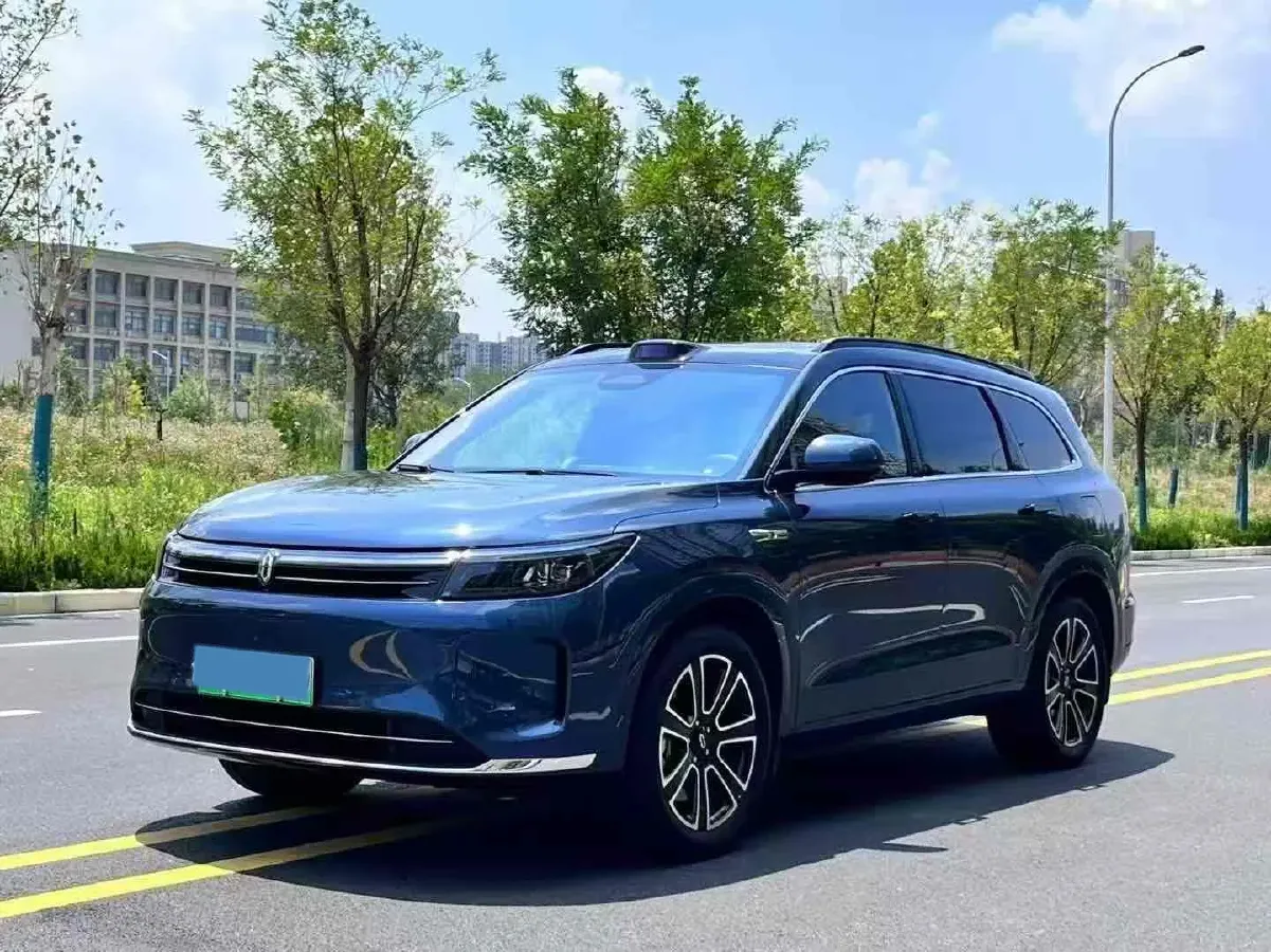 2024 AITO AITO M7 1.5T 152HP L4 REEV 42KWH,autocango,china used car exporter,china ev exporter,chinese used car exporter,chinese used ev exporter