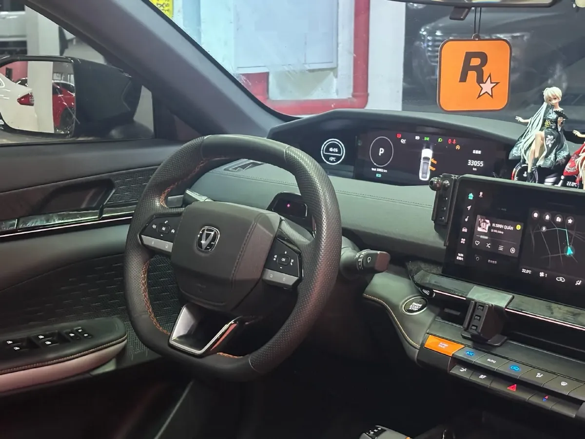 2023 ChangAn UNI-V 1.5T 188HP L4 7DCT,autocango,china used car exporter,china ev exporter,chinese used car exporter,chinese used ev exporter